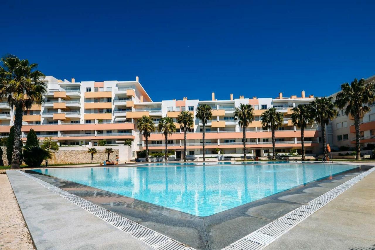 Fantastic Seaside Family Apartment With Pool Parede Eksteriør billede