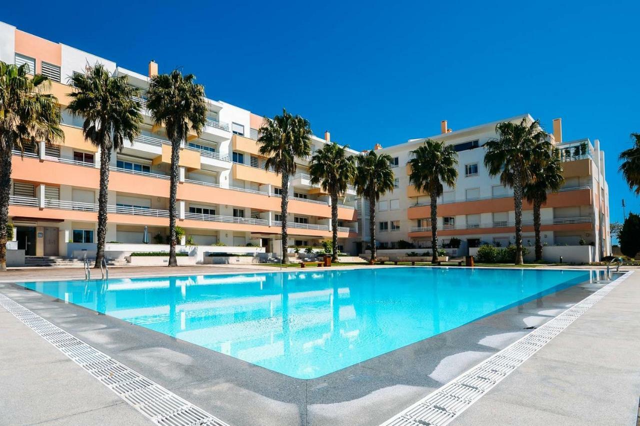 Fantastic Seaside Family Apartment With Pool Parede Eksteriør billede